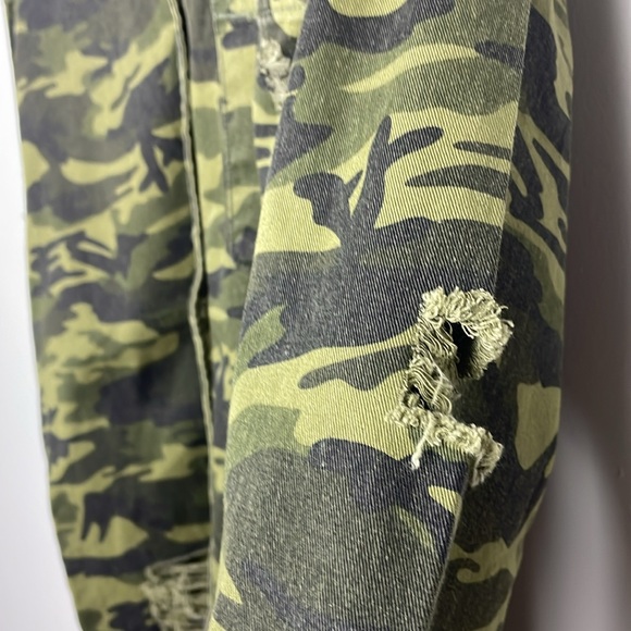 NWOT American Bazi Distressed Quality Denim Camouflage Jacket Women’s Size L - Picture 8 of 15
